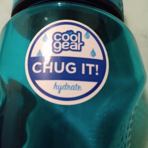 Blue chug it cool gear water bottle with lid - Picture 3 of 8